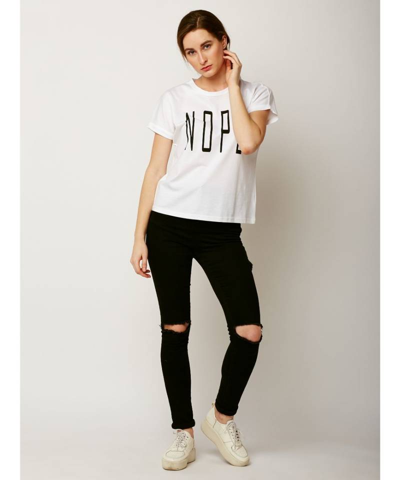 Women's White Round Neck Continuous short_sleeve Solid Graphic Print T-Shirt