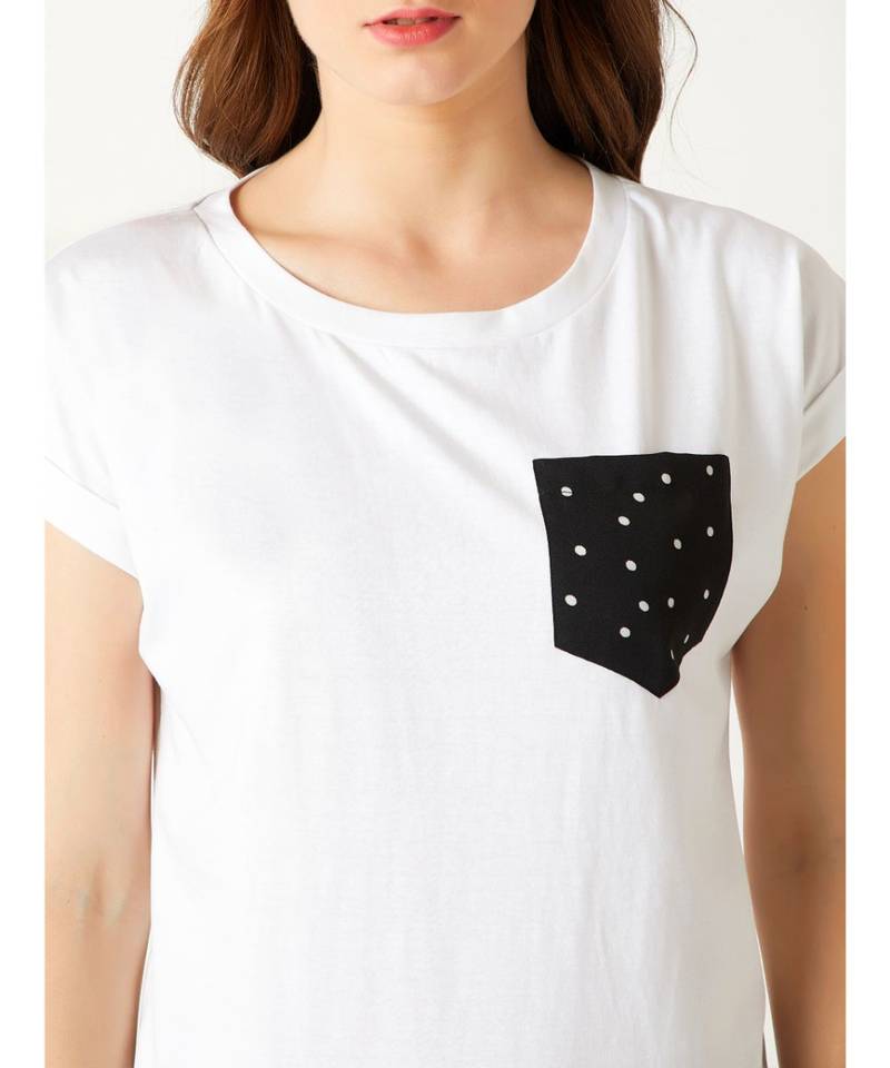 Women's White Round Neck short_sleeve Cotton Solid Polka Dot Patch Pocket T-Shirt