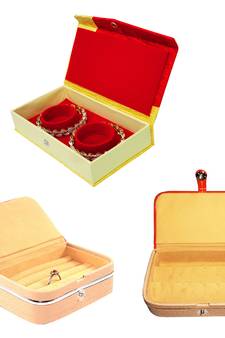 atorakushon   Velvet Jewellery Box Necklace Ring Box Earring Folder Travelling Organizer Pack of 3 (Brown)