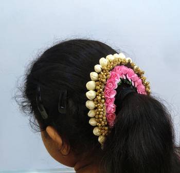Pink hair-accessories 3