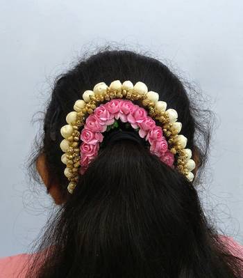 Pink hair-accessories 4