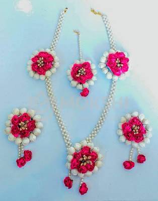 Baby Pink & White Haldi Jewellery 1