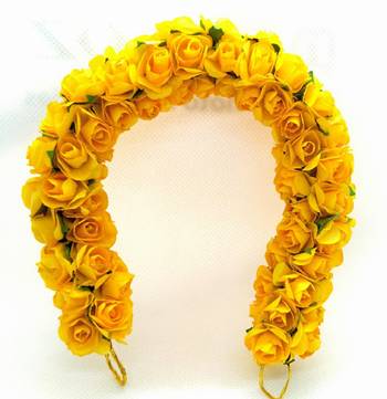 Yellow hair-accessories 1