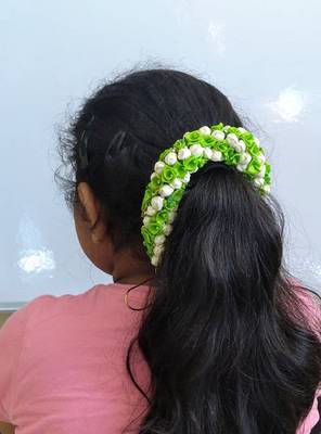 Green hair-accessories 2
