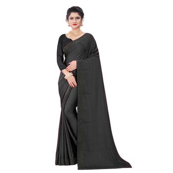 Black plain art silk saree with blouse 1