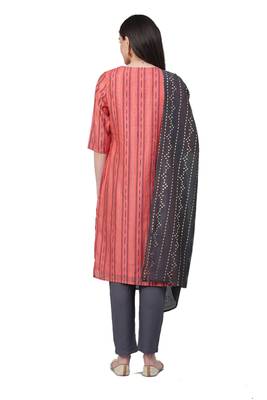 Peach & Grey Rayon / Shantoon Geometric Kurta,Pant With Dupatta 2
