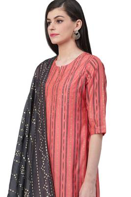 Peach & Grey Rayon / Shantoon Geometric Kurta,Pant With Dupatta 4