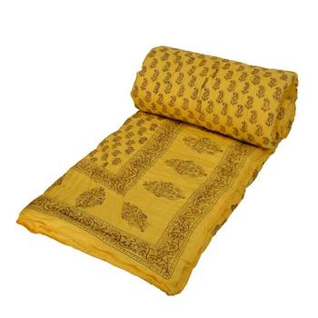 Fancy Jaipuri Paisley Yellow Double Bed Quilt 2
