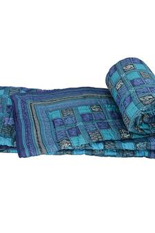 Fancy Design Chequered Blue Double Bed Quilt