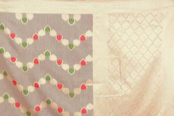 Beige Woven Chanderi Silk Designer Saree With Unstitched Blouse 5