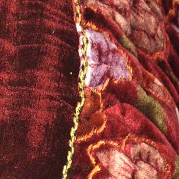 Traditional Floral Single Bed Velvet Quilts 4