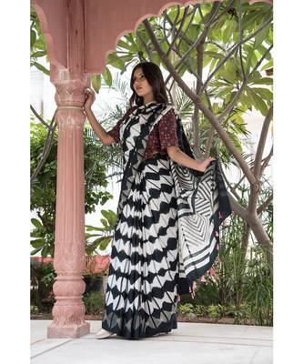 white geometric print tussar silk saree with blouse 3