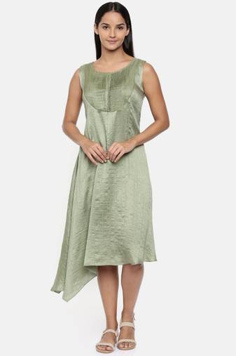 mayank modi  Green, cotton silk dress with pleats detailings.