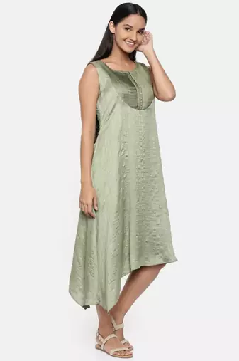 mayank modi  Green, cotton silk dress with pleats detailings.