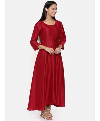 mayank modi  Red cotton silk panelled dress with show potlis. 4