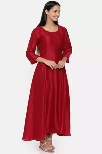 mayank modi  Red cotton silk panelled dress with show potlis.