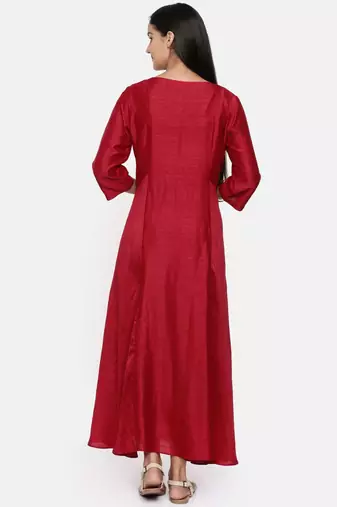 mayank modi  Red cotton silk panelled dress with show potlis.