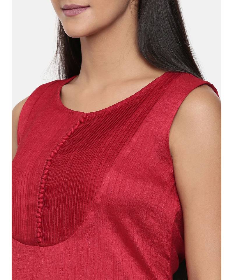 mayank modi  Red, cotton silk dress with pleats detailings.