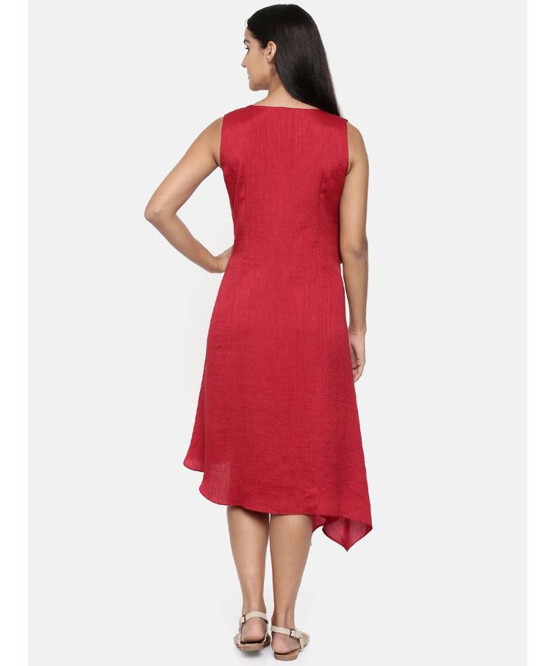 mayank modi  Red, cotton silk dress with pleats detailings.