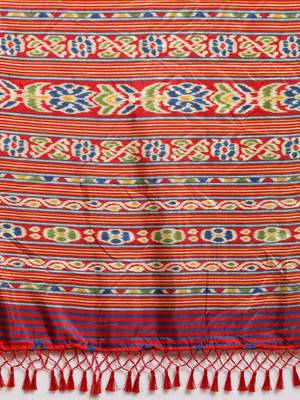 Red printed linen saree with blouse 4