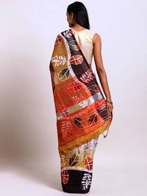 Green printed linen saree with blouse 2