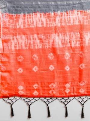 Black printed linen saree with blouse 3