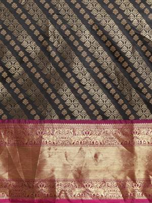 black woven silk blend saree with blouse 3