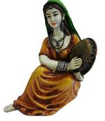 Rajasthani Lady playing Dafli
