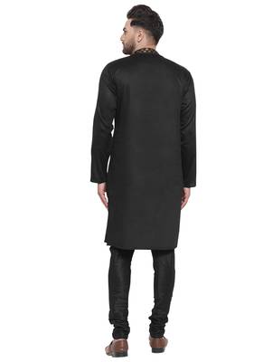 BLACK PRINTED BROCADE SILK KURTA-PAJAMA SET FOR MEN BY TREEMODA 4