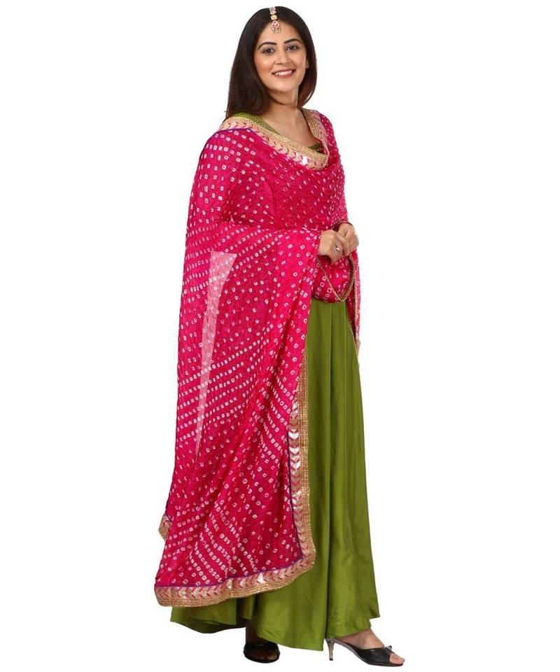 Green Floor Length Kurti With Pink Bandhani Dupatta