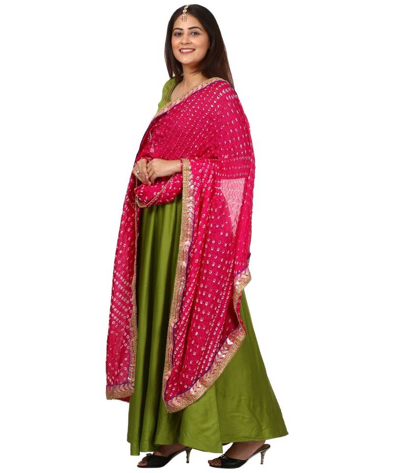 Green Floor Length Kurti With Pink Bandhani Dupatta