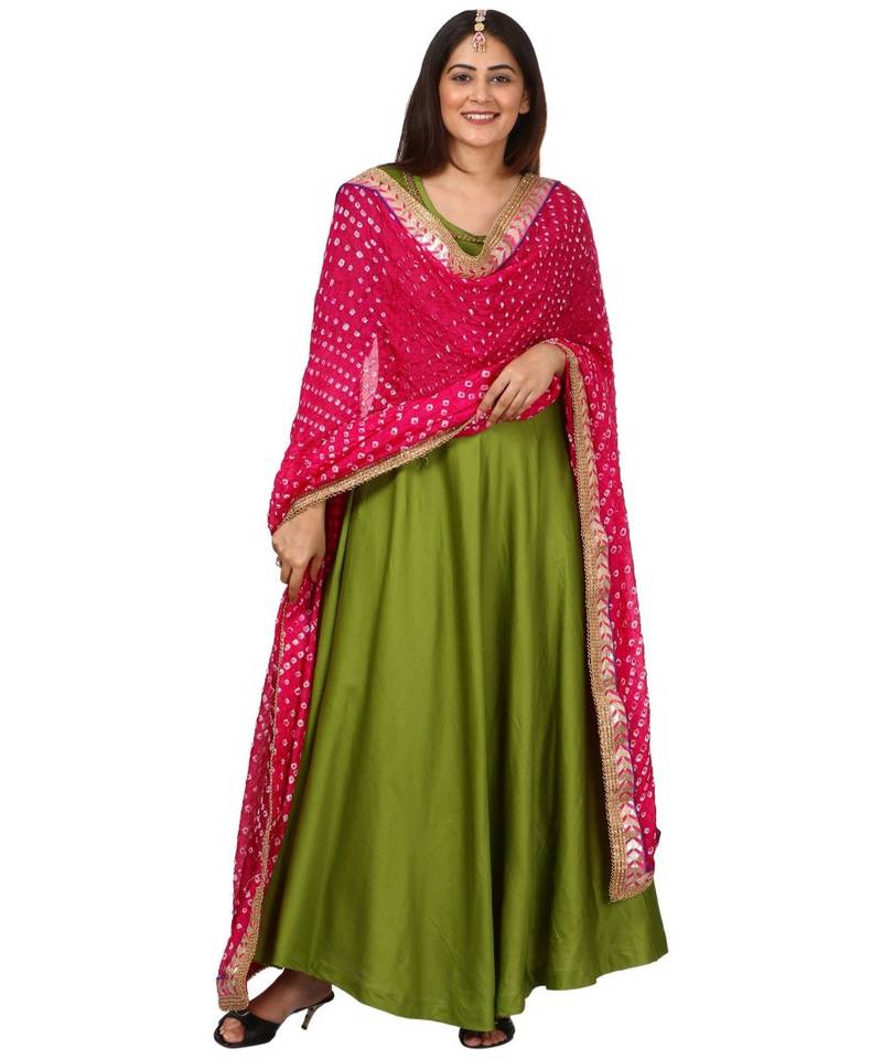 Green Floor Length Kurti With Pink Bandhani Dupatta