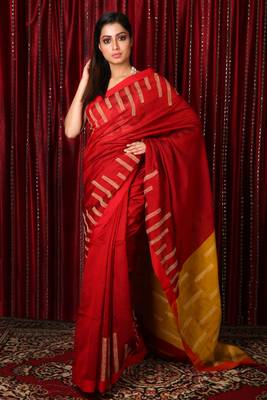 Red  woven blended cotton saree with blouse 1