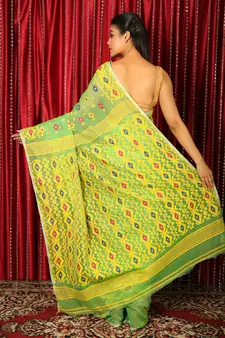 Light Green Woven Blended Cotton Saree Without Blouse