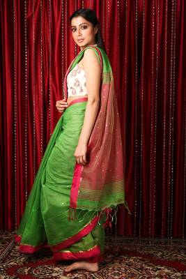 Green woven blended cotton saree with blouse 2
