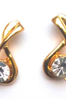 RozMili Fashion American Diamond Gold plated metal Stud Earrings for Girls