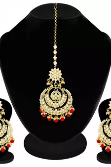 Traditional Wedding Chandbali Kundan & Pearl Earring Set With Maang Tikka for Women