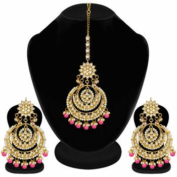 Traditional Wedding Chandbali Kundan & Pearl Earring Set With Maang Tikka for Women 1