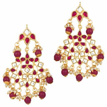 Traditional Gold Plated Pearl & Kundan Maang Tikka With Earring Set 3