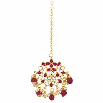 Traditional Gold Plated Pearl & Kundan Maang Tikka With Earring Set 4