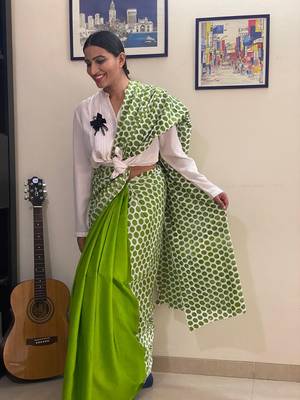 Green Polka Cotton Hand Dyed Saree 2