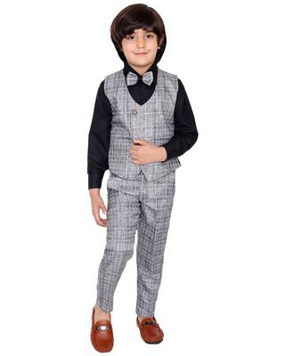 fourfolds boy's 3-piece suit 1