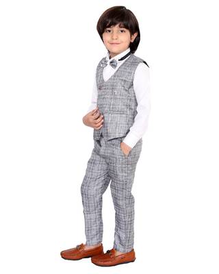 White plain silk cotton boys-suit 3