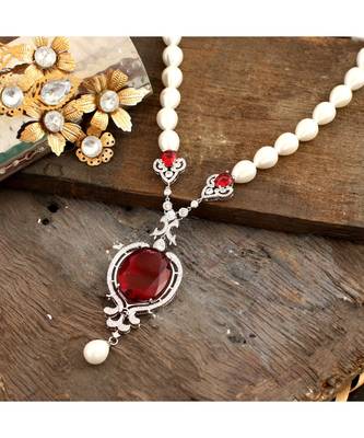 classy diamond pearl vintage look crstyal red stylish necklace 4