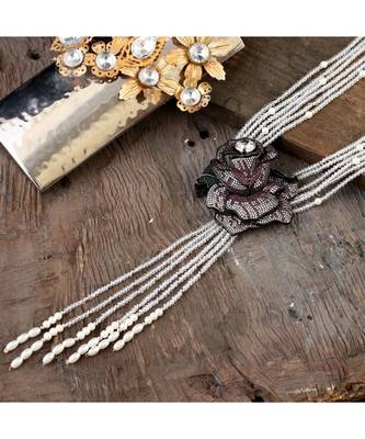 white cystal beads necklace with classy rose diamond broache 2