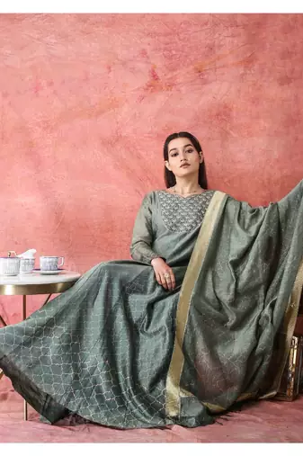 Show Shaa Moroccan khirki Anarkali set
