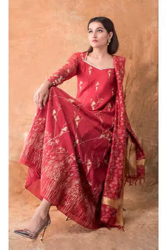 Show Shaa red Tiny Birds Anarkali Set