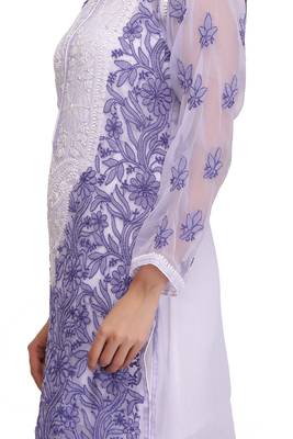 Mauve Embroidered Georgette Chikankari Kurti 3