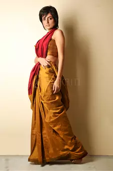 Yellow plain blended cotton saree with blouse