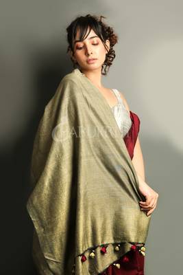 Maroon plain blended cotton saree with blouse 3